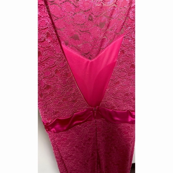 PINK Lace Dress - Picture 4 of 4